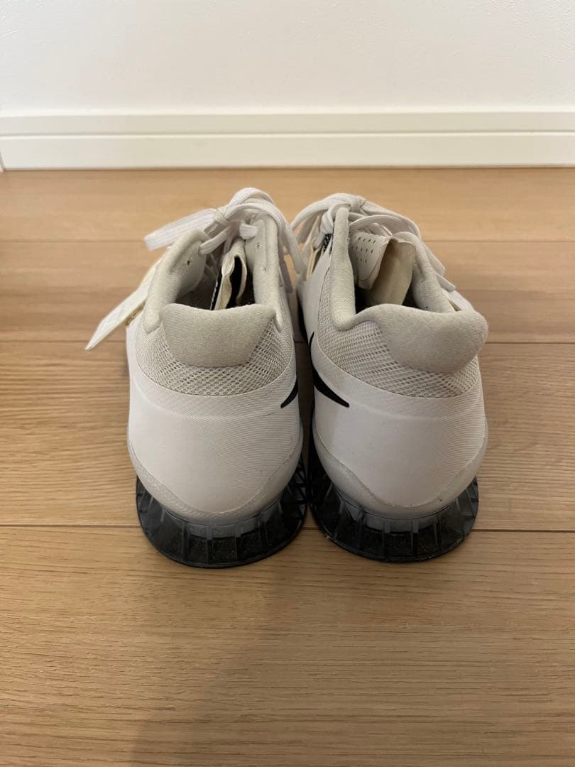 Nike ロマレオス3