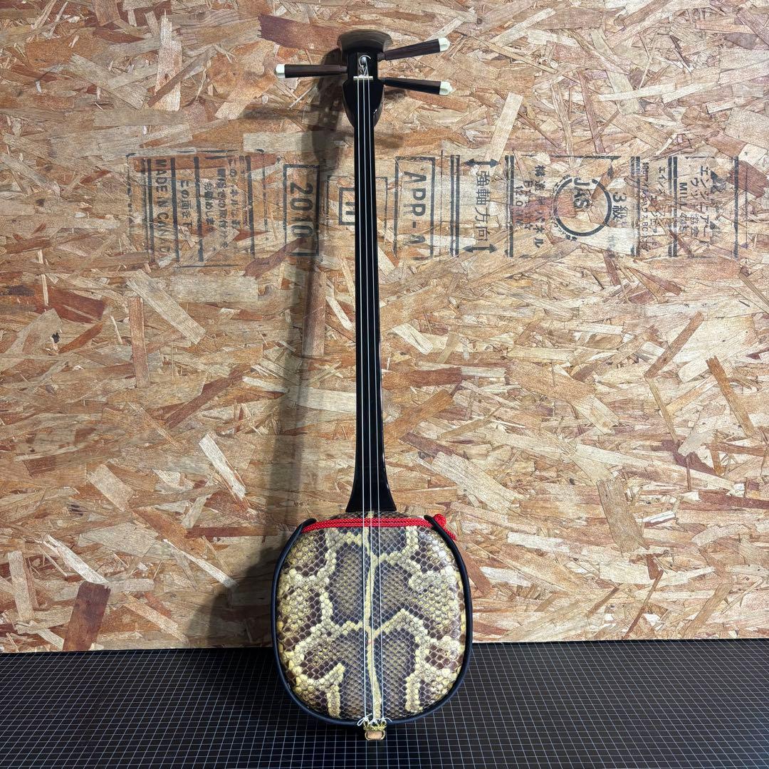 沖縄三線 本蛇革仕様 本皮