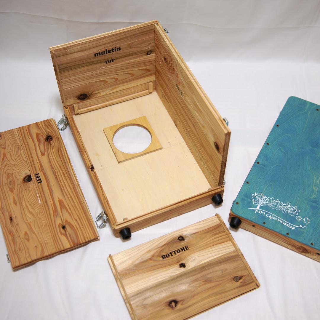 組み立て式・折りたたみ　旅するカホン Maletin Ligero 杉