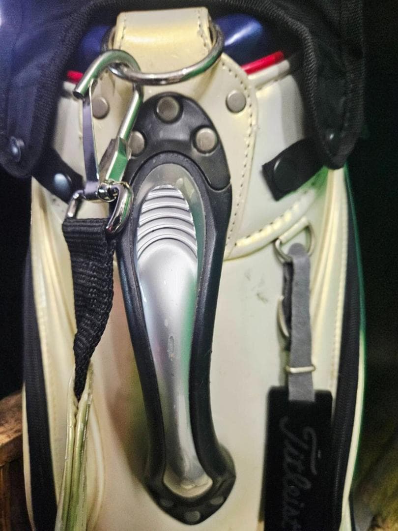 送料無料/美品　Titleist 高級エナメル大型キャディバッグトリコロール