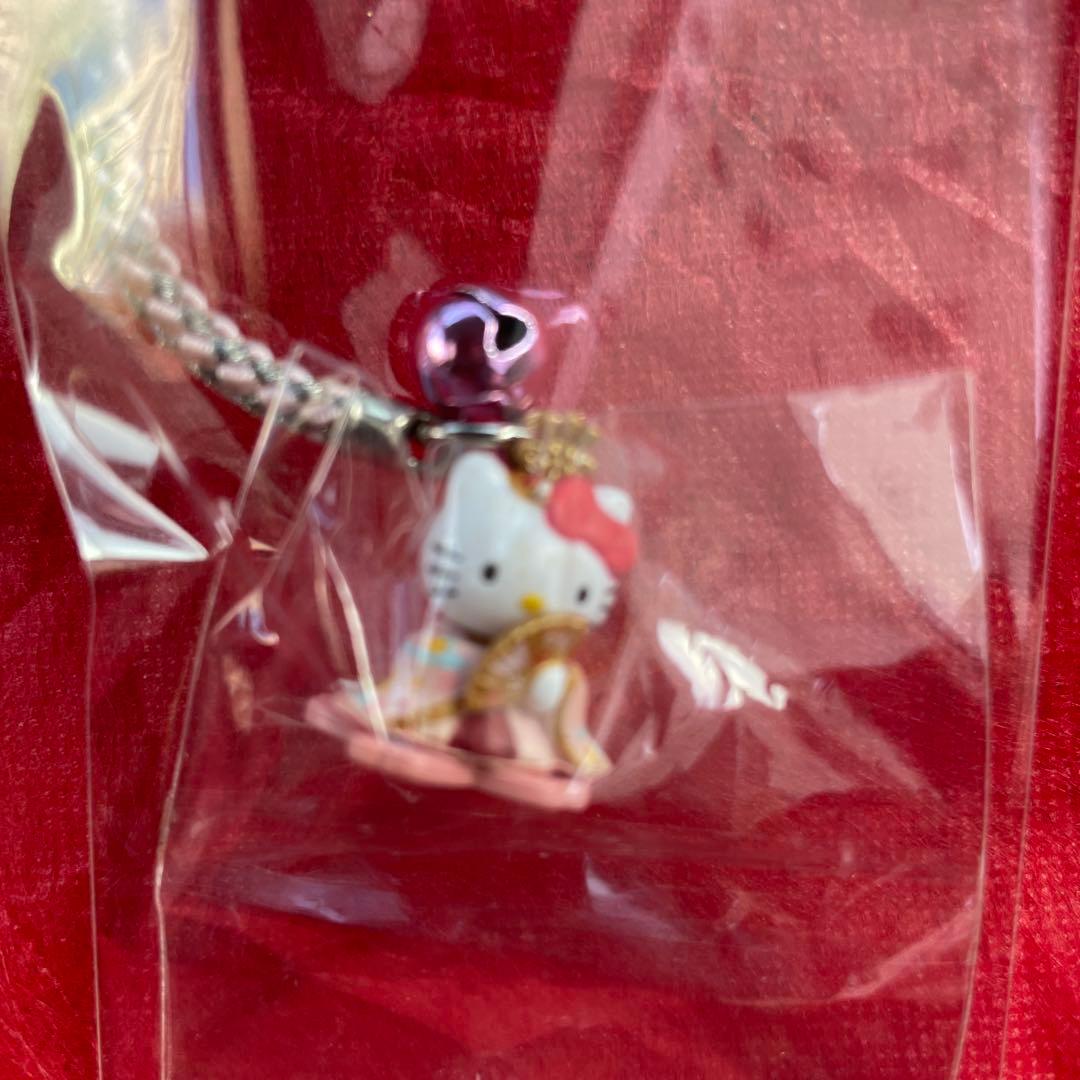 ご当地　ハローキティ　着物　３点 伊勢　博多　京都　根付け　ストラップ