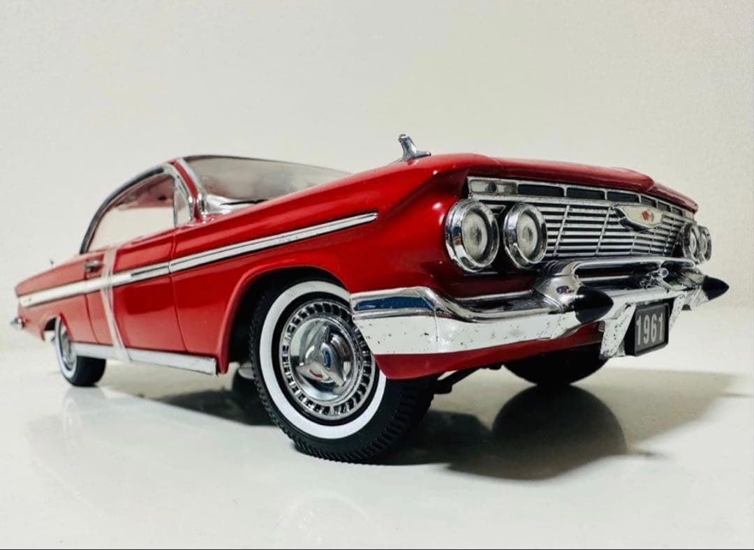SunStar/'61 Chevyシボレー Impalaインパラ 1/18 新品
