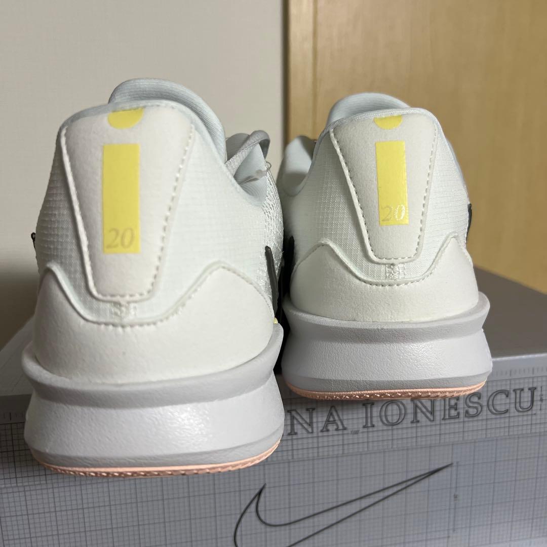 NIKE SABRINA 3 “SILENCER” EP ナイキ　サブリナ