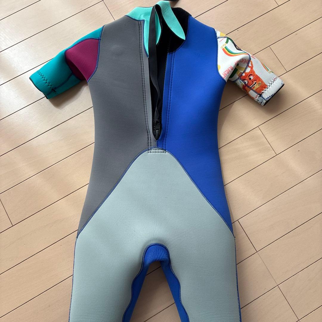 子供用ウェットスーツ