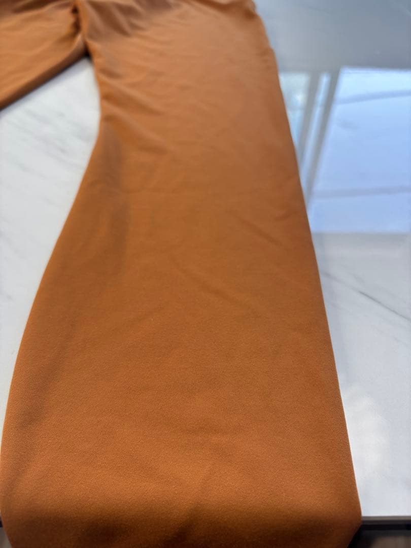 【美品】ルルレモン　InStill ハイライズタイツ 24インチ　サイズM