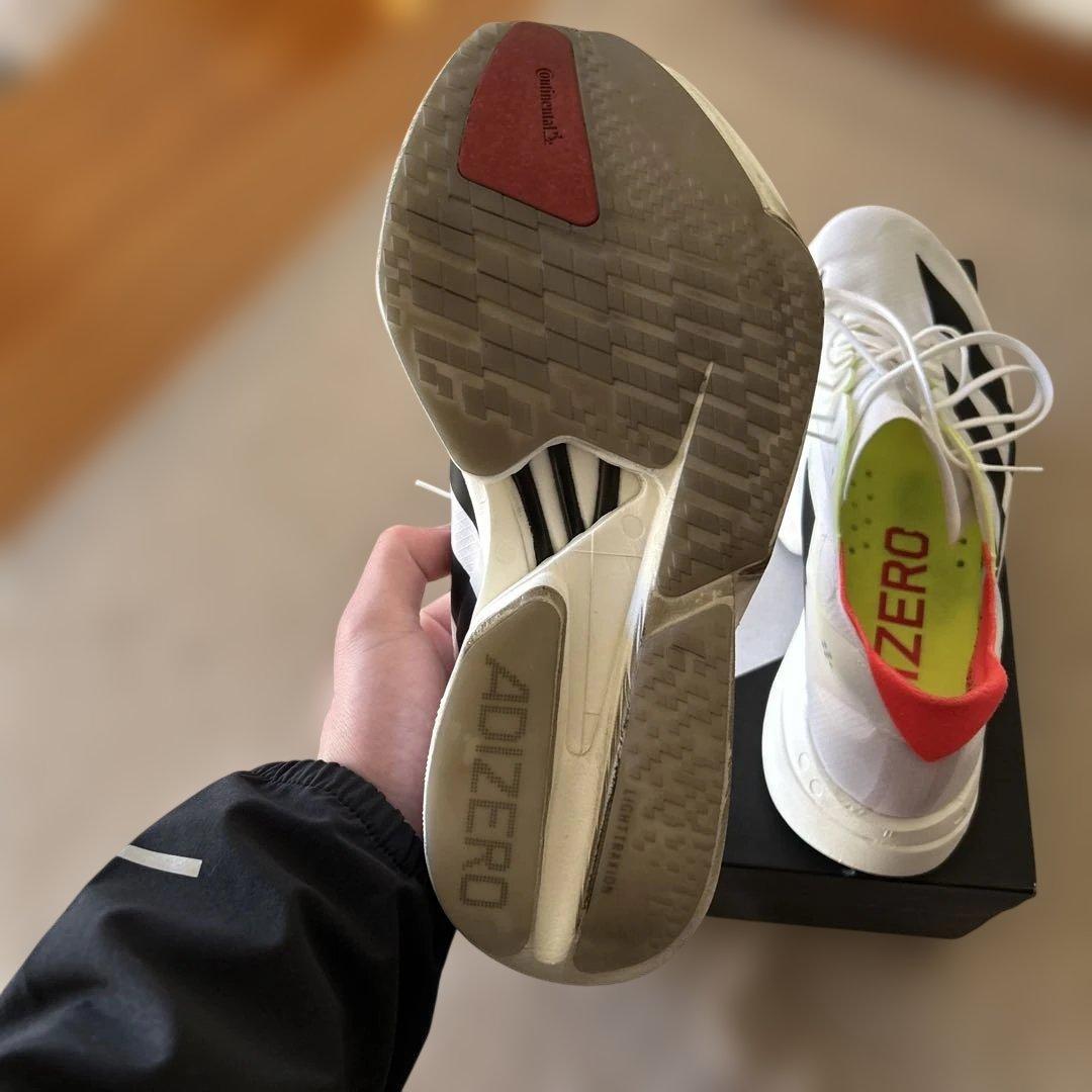 アディダス　アディオスプロ4