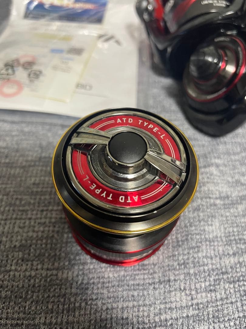 CYGNUS 2500H-LBD リール　22トーナメント競技スプール付