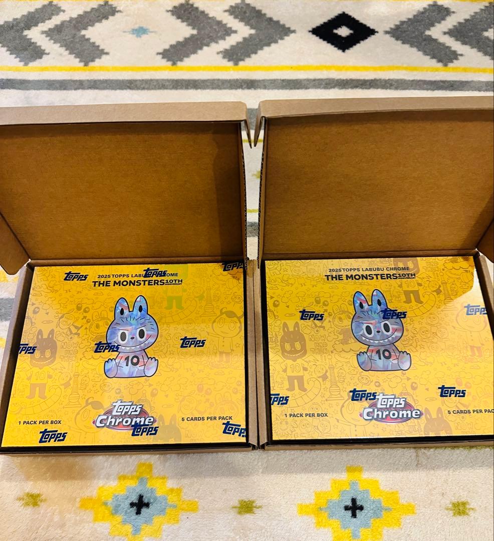 ToppsChrome 10周年記念ボックス ラブブ カーlabubu X2