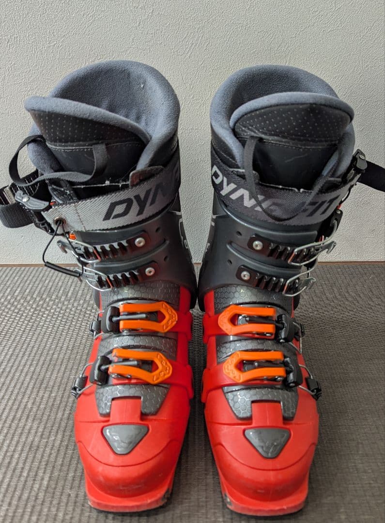 Dynafit ディナフィット RADICAL 26cm スキーブーツ　赤×黒