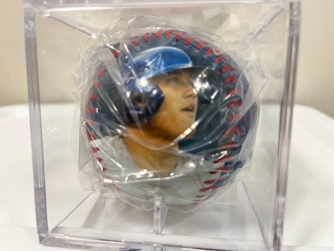 大谷翔平　ドジャース　記念ボール　サインプリント　UVカットケース付　未開封２個