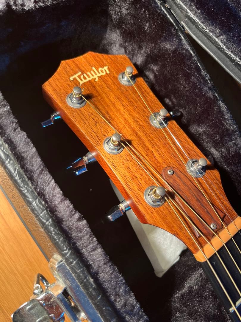 限界価格　Taylor 314ceアコースティックギター ハードケース付き