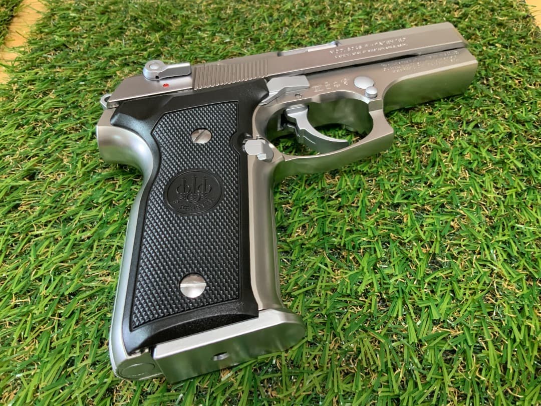 WA ウェスタンアームズ　クーガーF M8045 INOX シルバー　ガスガン