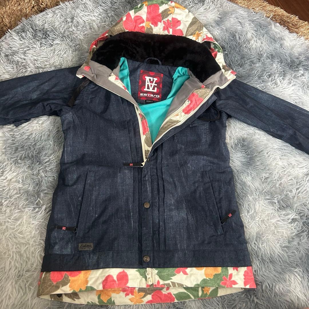 ESTIVO フード付きスノーボードウェア