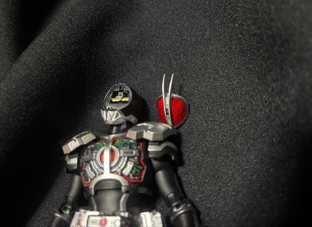発光改造済　真骨彫　仮面ライダーファイズ　アクセルフォーム　ファイズアクセル
