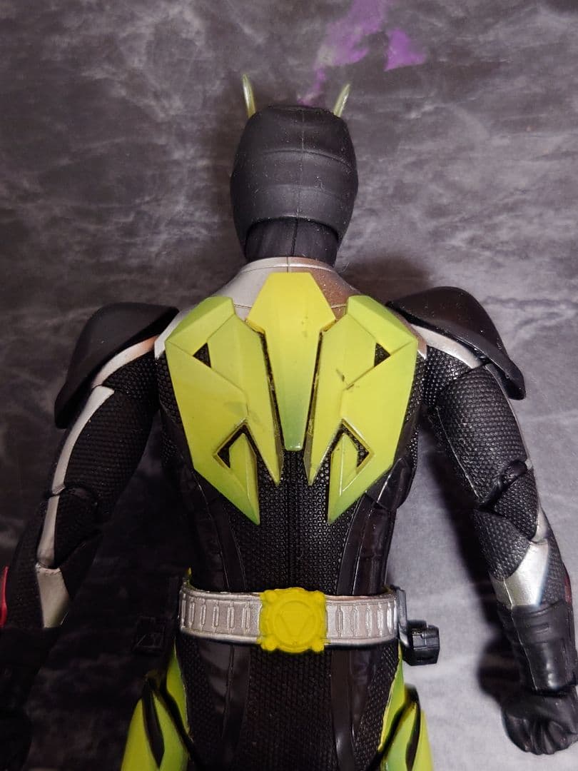 S.H.figuartsヘルライジングホッパー、リアライジングホッパー