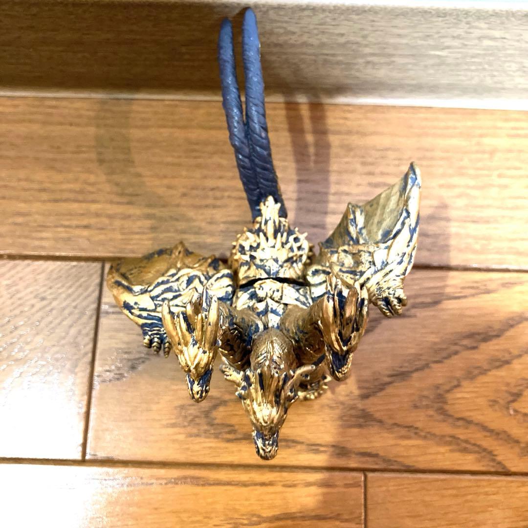 怪獣 キングギドラ フィギュア 当時物 ゴジラ 東宝 希少 金 SHF 真骨彫