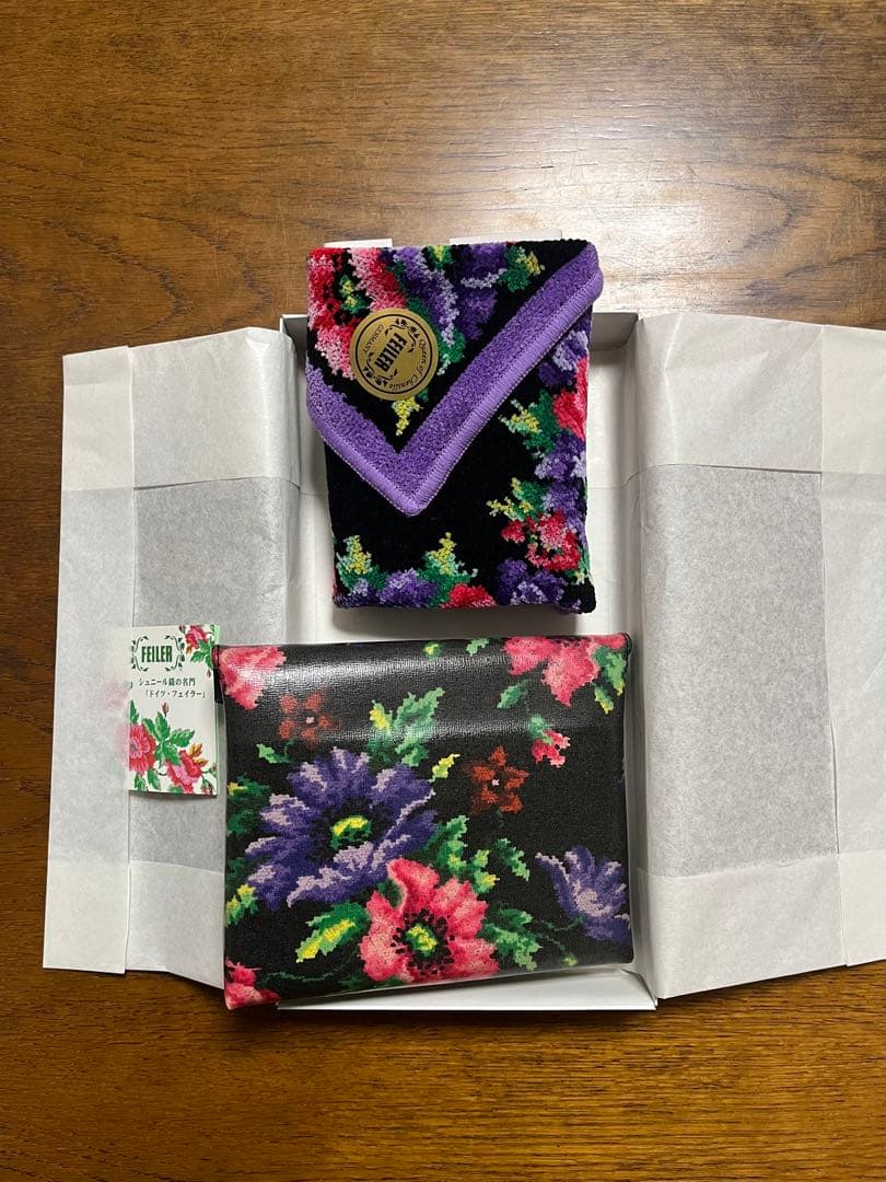 【新品】フェイラーバスタオル、ハンカチ、ポーチ　3点セット