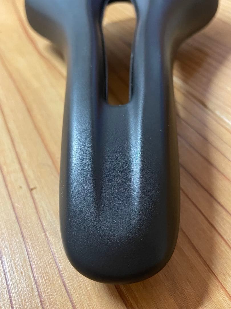 fizikフィジーク TEMPO ALIANTE R1カーボンレール 145mm