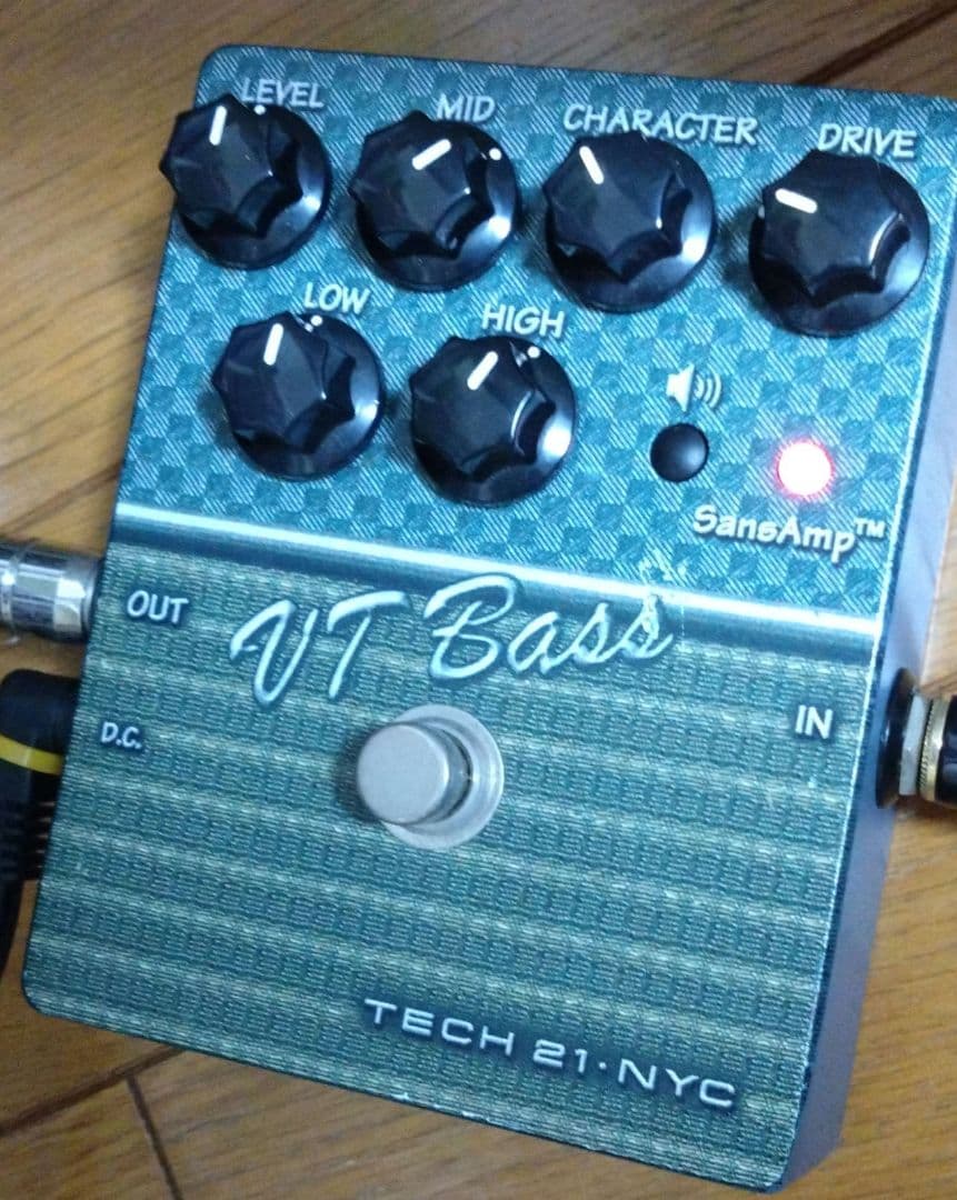 最終値下げ♪ TECH 21 VT Bass エフェクター sansamp