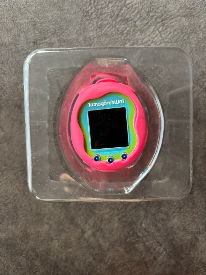 Tamagotchi Uni ピンク　たまごっち