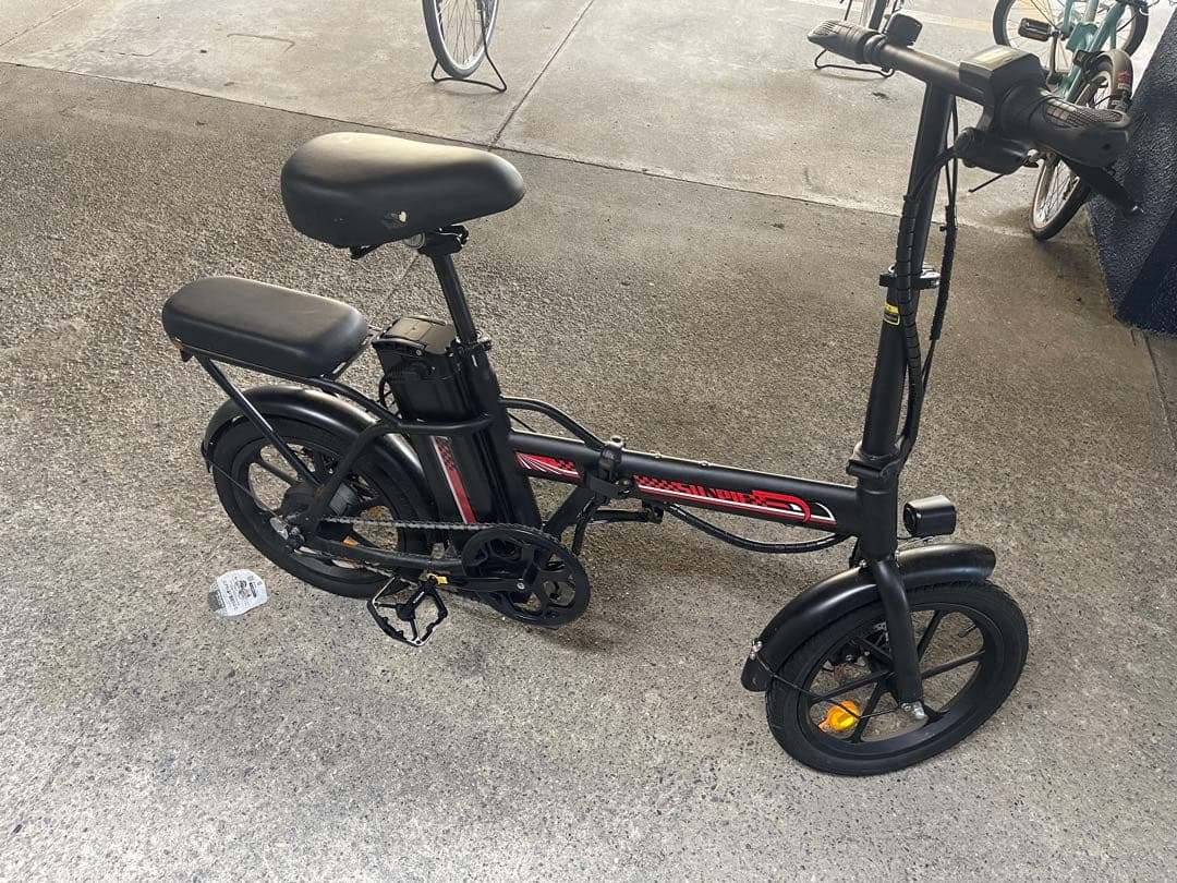 こ*だ様 折りたたみ式電動アシスト自転車 黒