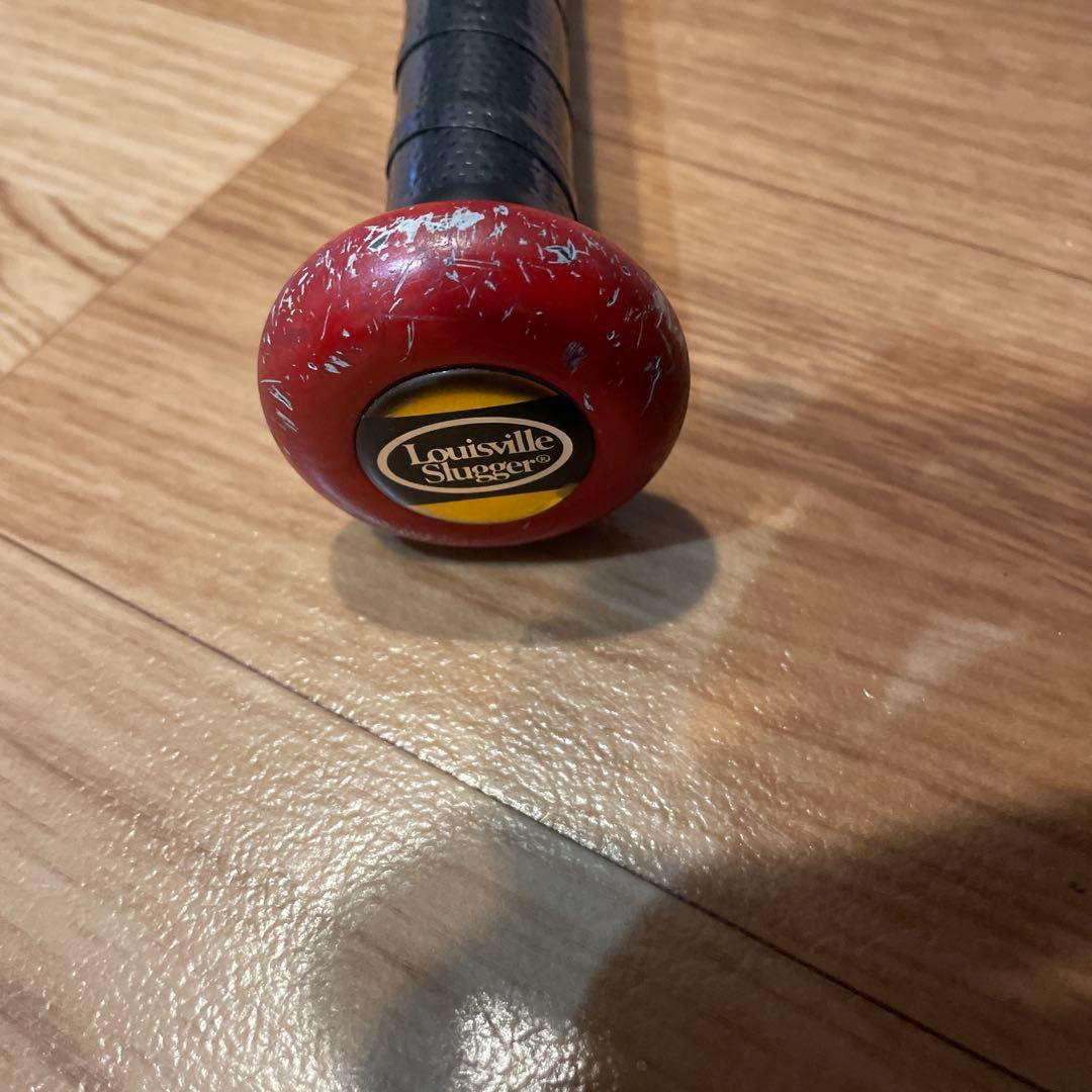 ルイスビルスラッガー カタリスト TPX 限定レッド 軟式 83cm 710g