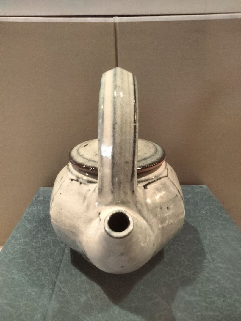 絶品　小代焼中平窯　藁灰釉後手急須(面取)　追加サービスで高級湯呑み　ぐい呑み