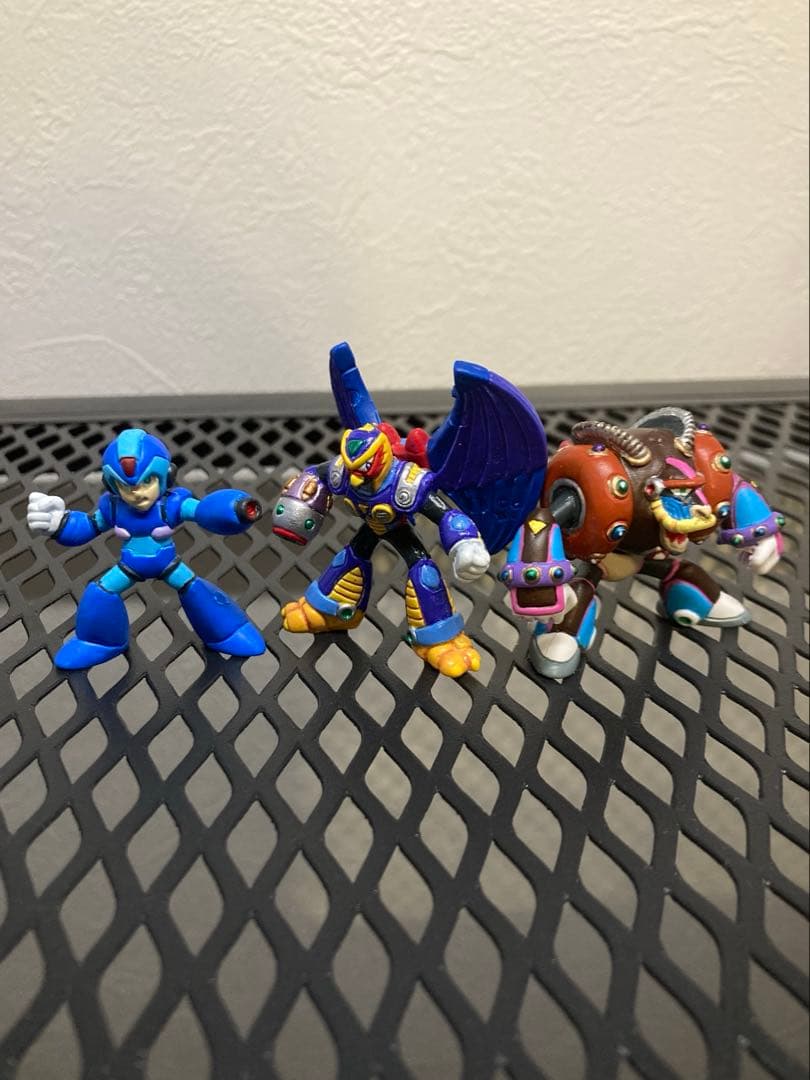 ロックマンx 消しゴム　フィギュア　塗装✴︎ リペイント　エックス