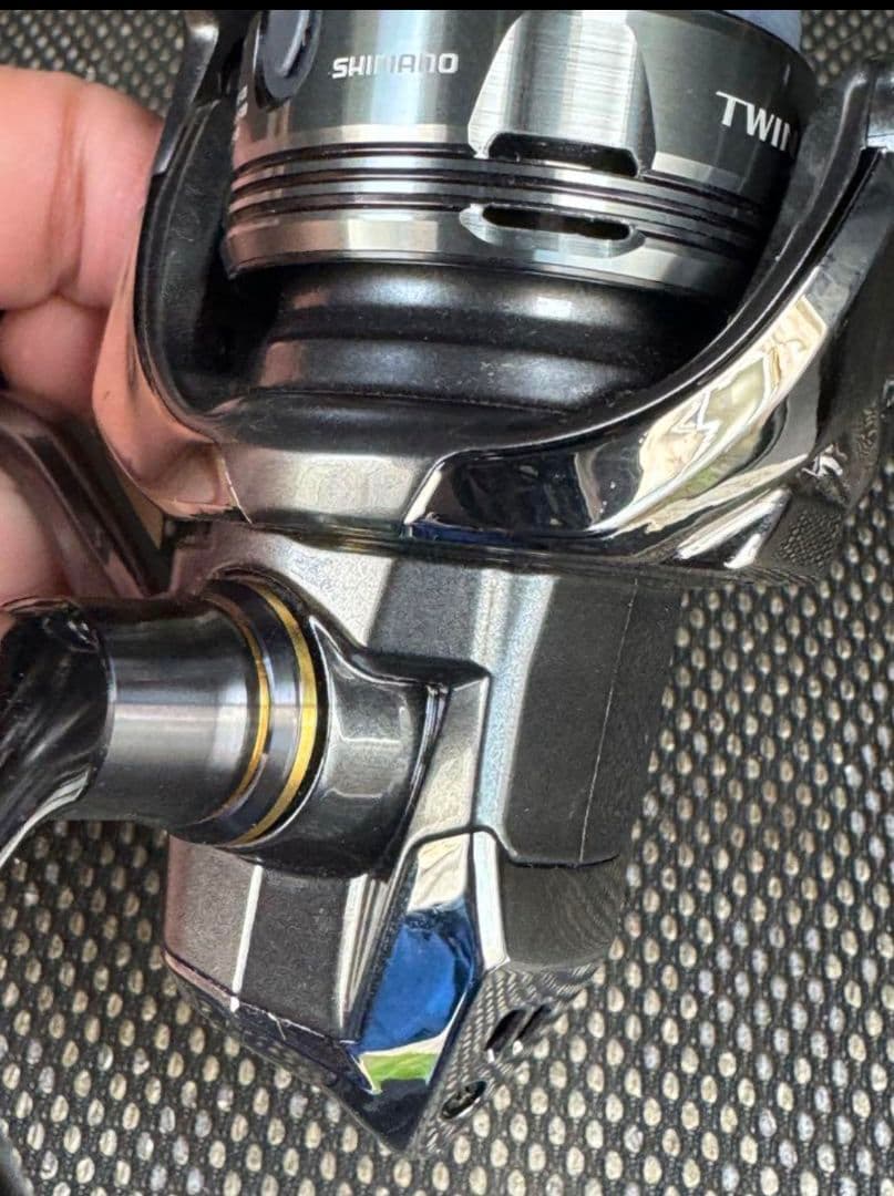 24ツインパワー c2500sxg スピニングリール