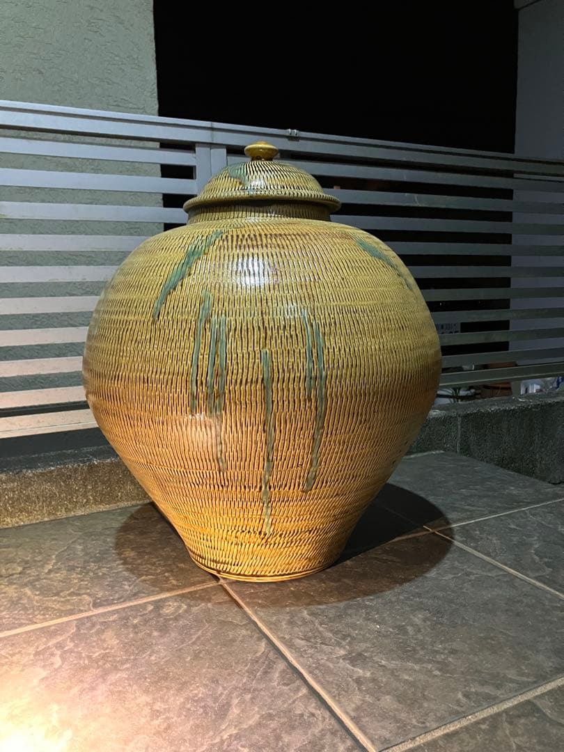 れれれ　大壺　坂本茂木　作　小鹿田