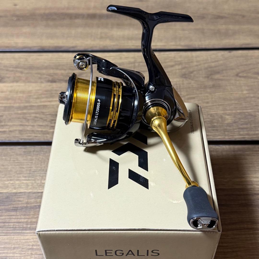 【美品】ダイワ 23 レガリス LT2000S-P スピニングリール