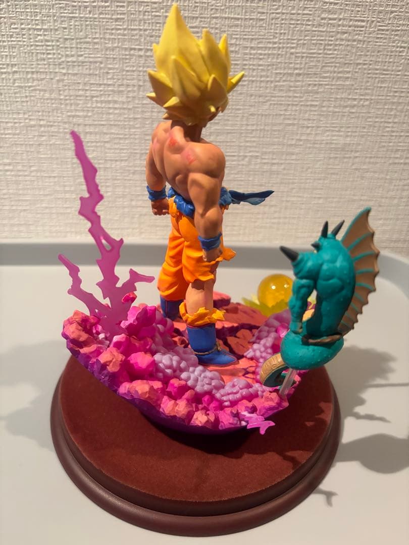 ドラゴンボールセレクション　巻五　孫悟空（スーパーサイヤ人）