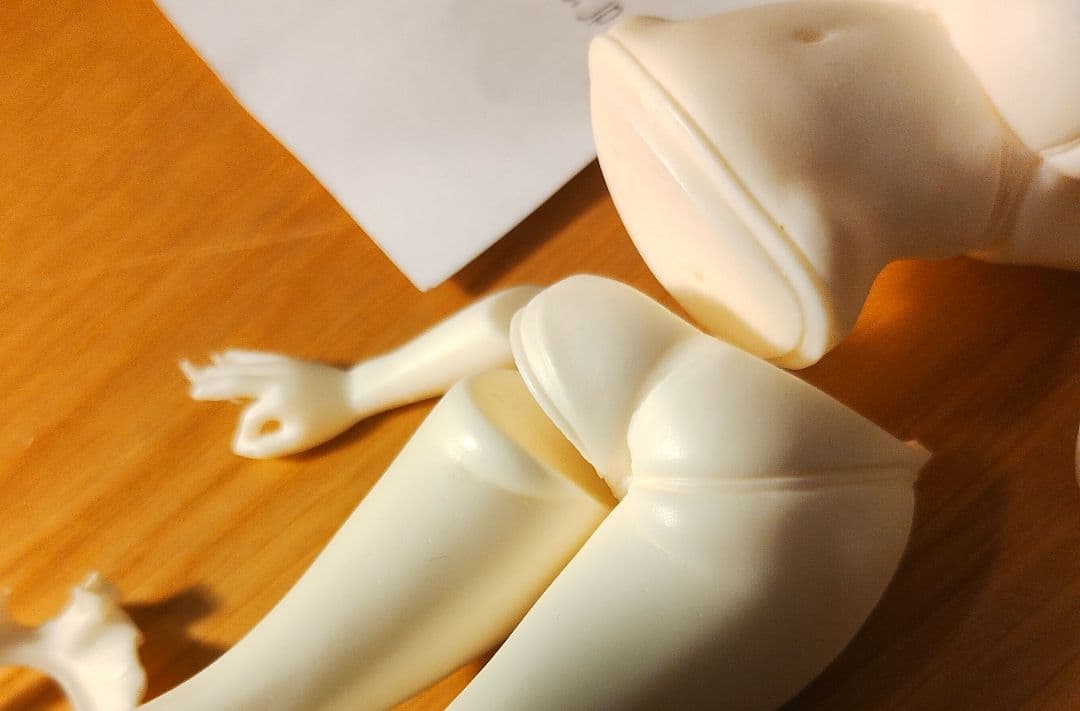 未組立　サザキ・カオルコ（水着ver.）ガンダムビルドファイターズ　レジンキット