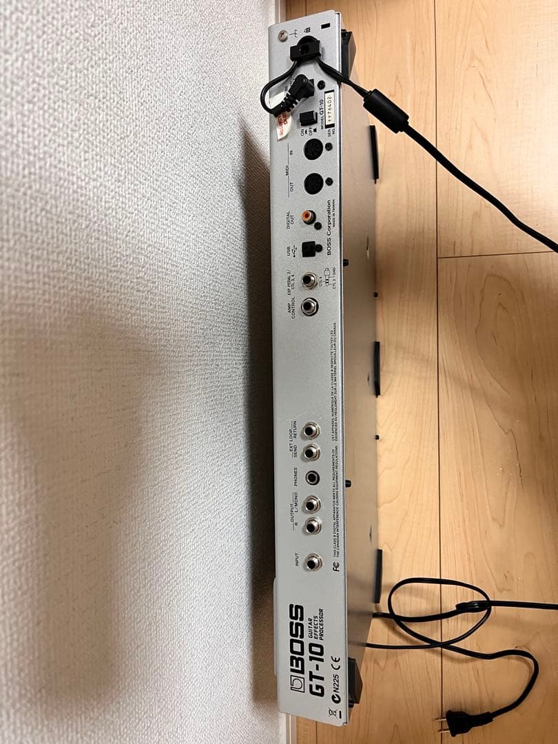 BOSS GT-10 ギターエフェクター（ケース付き）