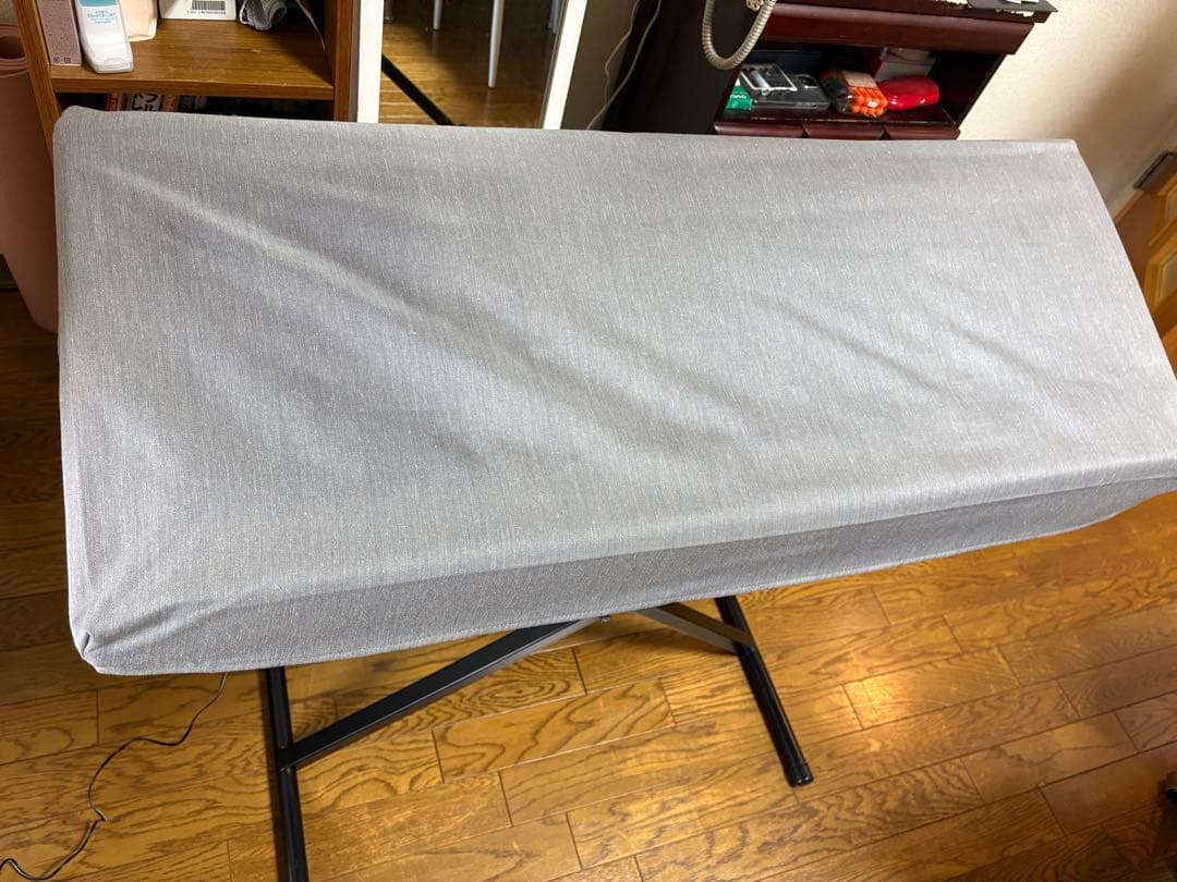 CASIO LK301BB 光ナビゲーション 電子キーボード 純正スタンド付