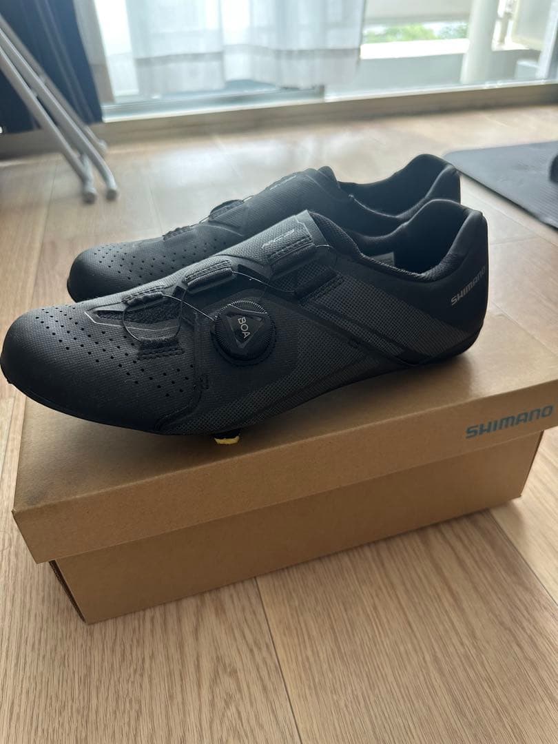 Shimano RC3 SH-RC300 WIDE 43サイズ