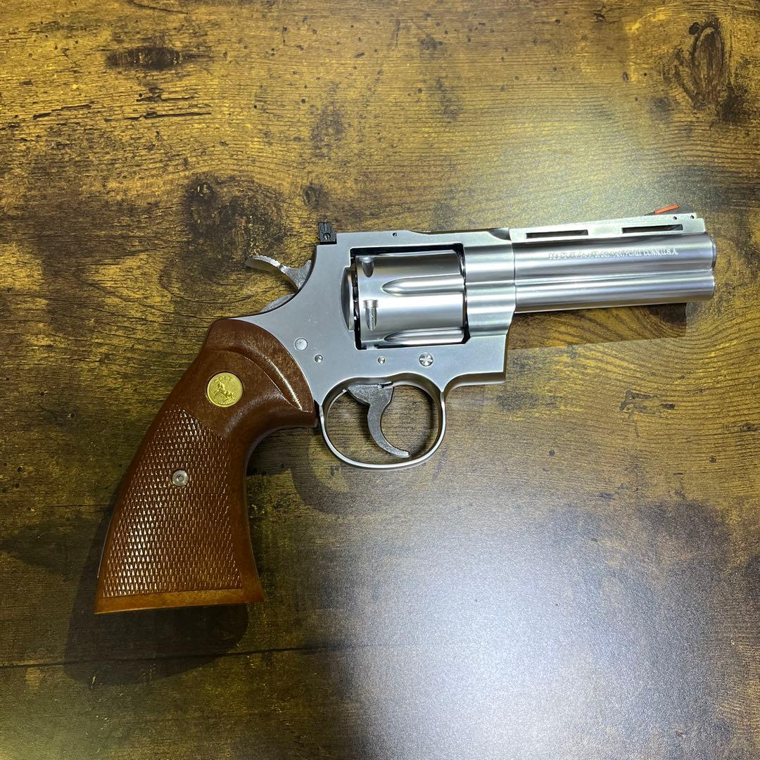 コルトパイソン Rモデル　4インチ ステンレスフィニッシュ　タナカ