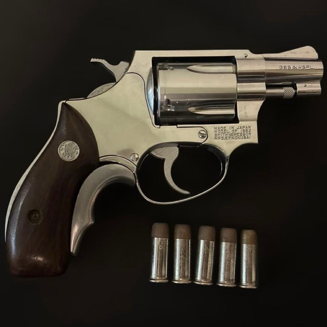 ま*ん様 モデルガン　スミス&ウェッソン チーフスペシャル 木製グリップ