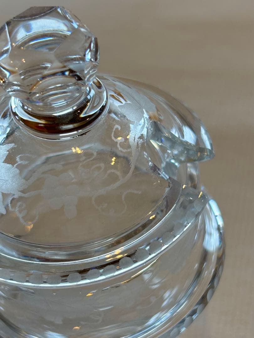 フランスアンティーク クリスタルハンドグラヴュール 手彫 葡萄柄 マスターポット