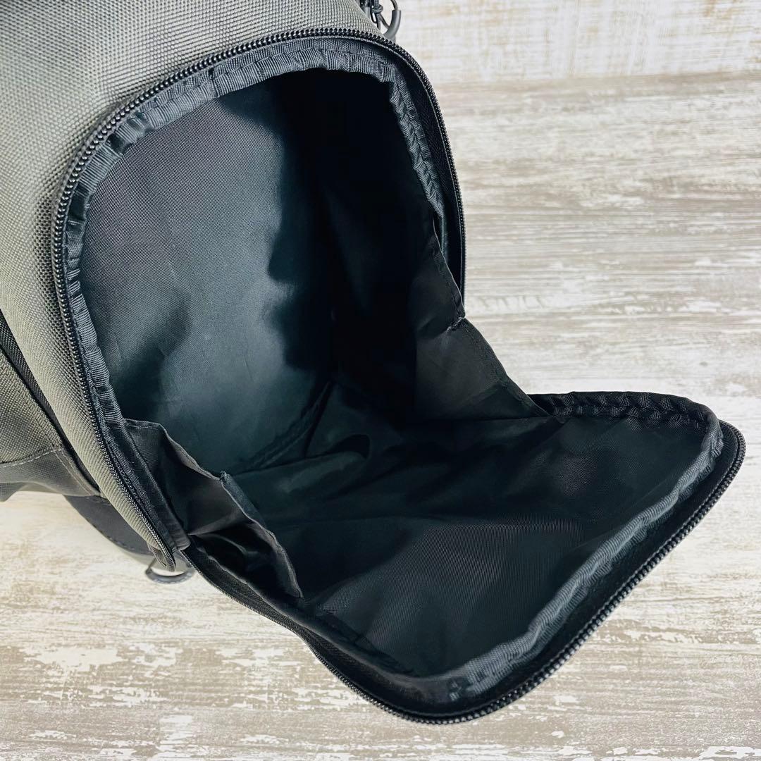 【極美品】 トミーヒルフィガー　ユースFキャディバッグ