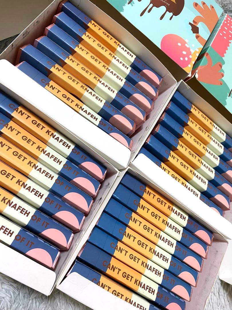 FIX DESSERT ドバイチョコレート2枚 +チョコレートバーおまけ一個