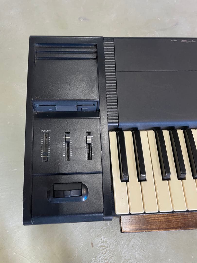 Roland XP-50 シンセサイザー