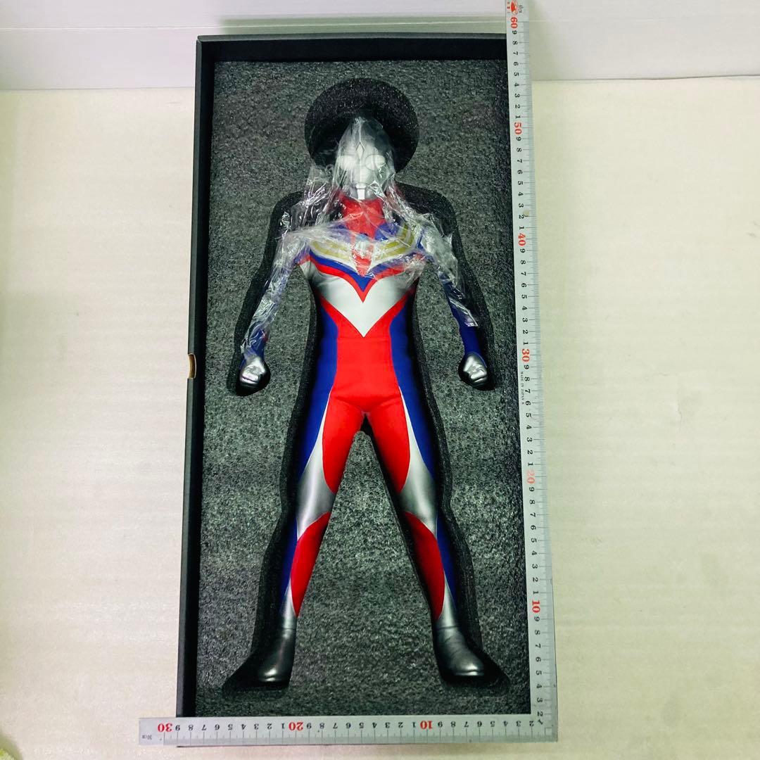 未使用★レア　JUNGLE　光の巨人シリーズ01 ウルトラマンティガ　1/100
