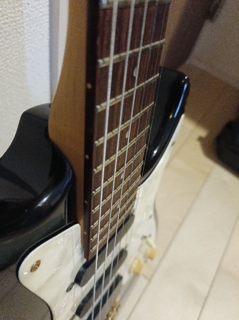 Aria pro ⅱ viper series　エレキギター vp-400？