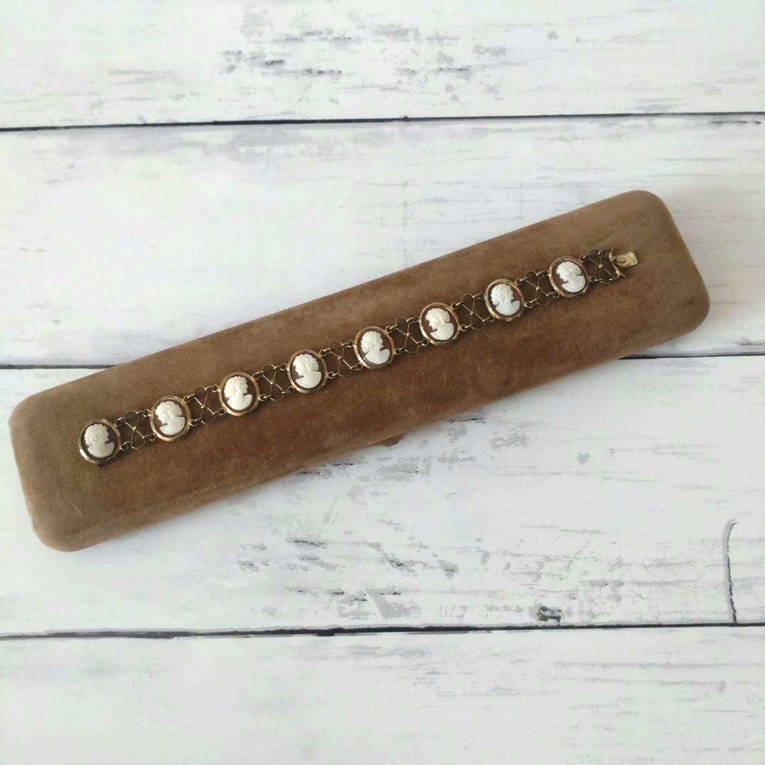 年代物　AVRIGA ROMA 　カメオ調 ブレスレット　カメオ