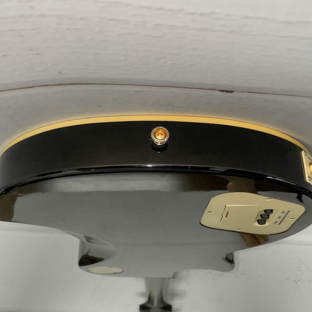 美品・最上位機種 Epiphone レスポール UltraⅡ 軽量 ナノマグ搭載