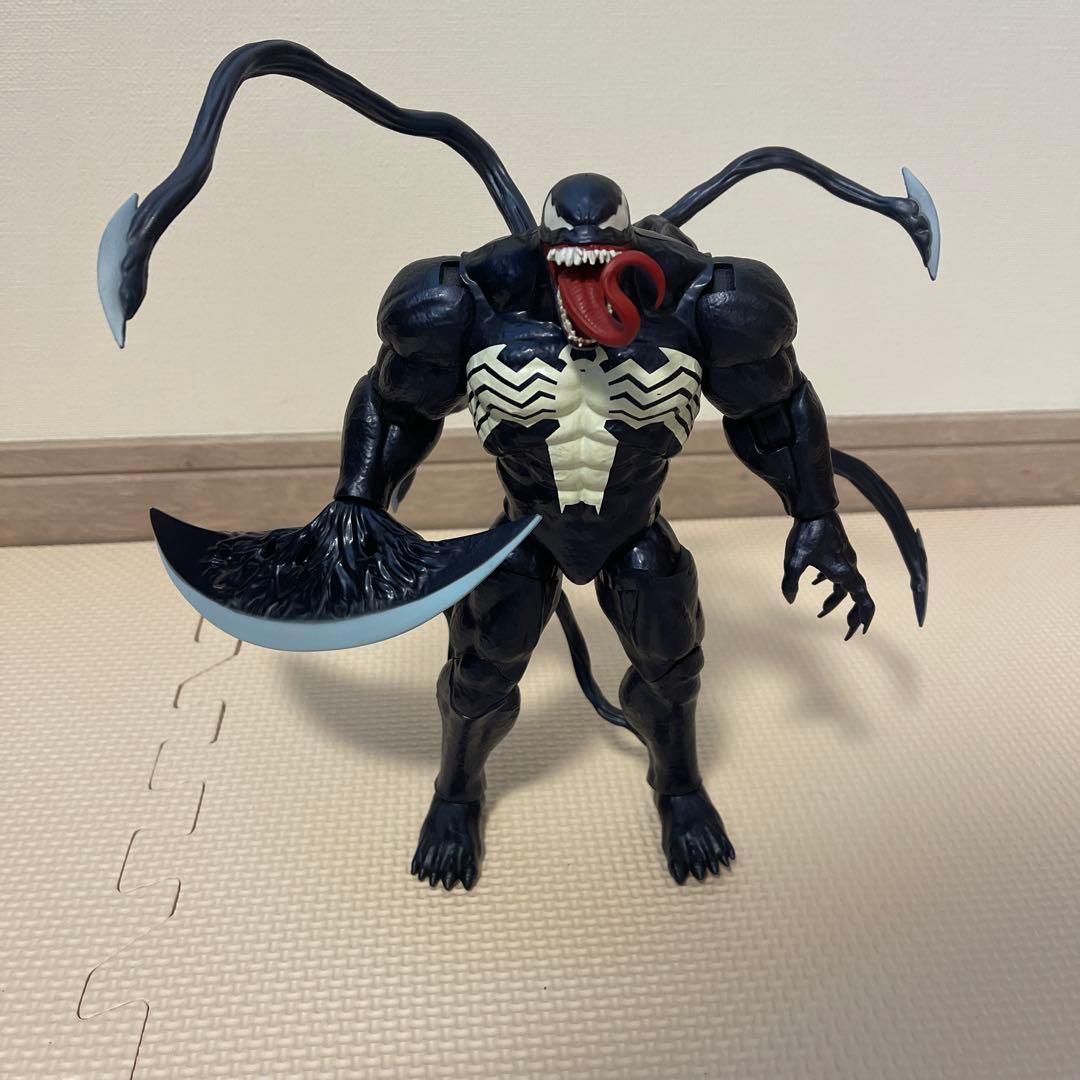 Venom 可動式フィギュア 触手付き