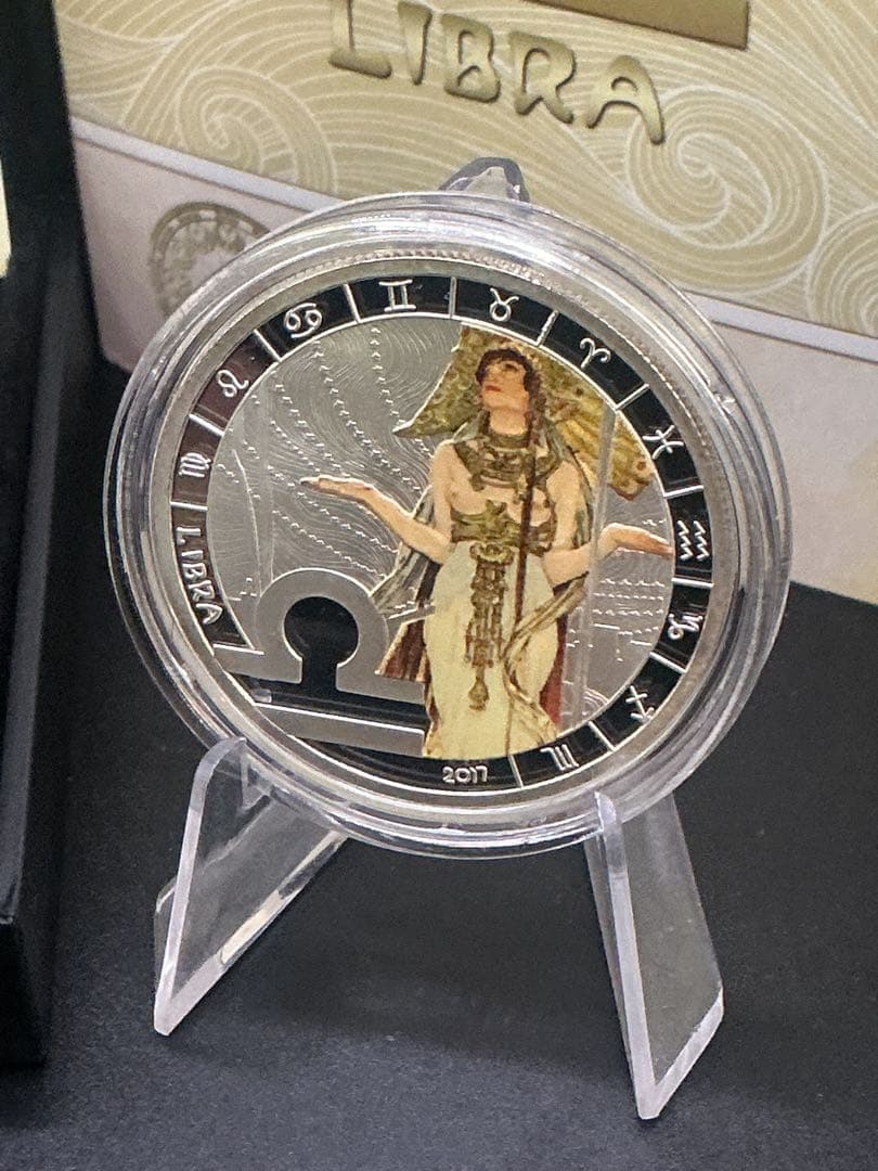 ミュシャ × 黄道十二宮 ―天秤座、Libra　銀メッキ付き白銅貨