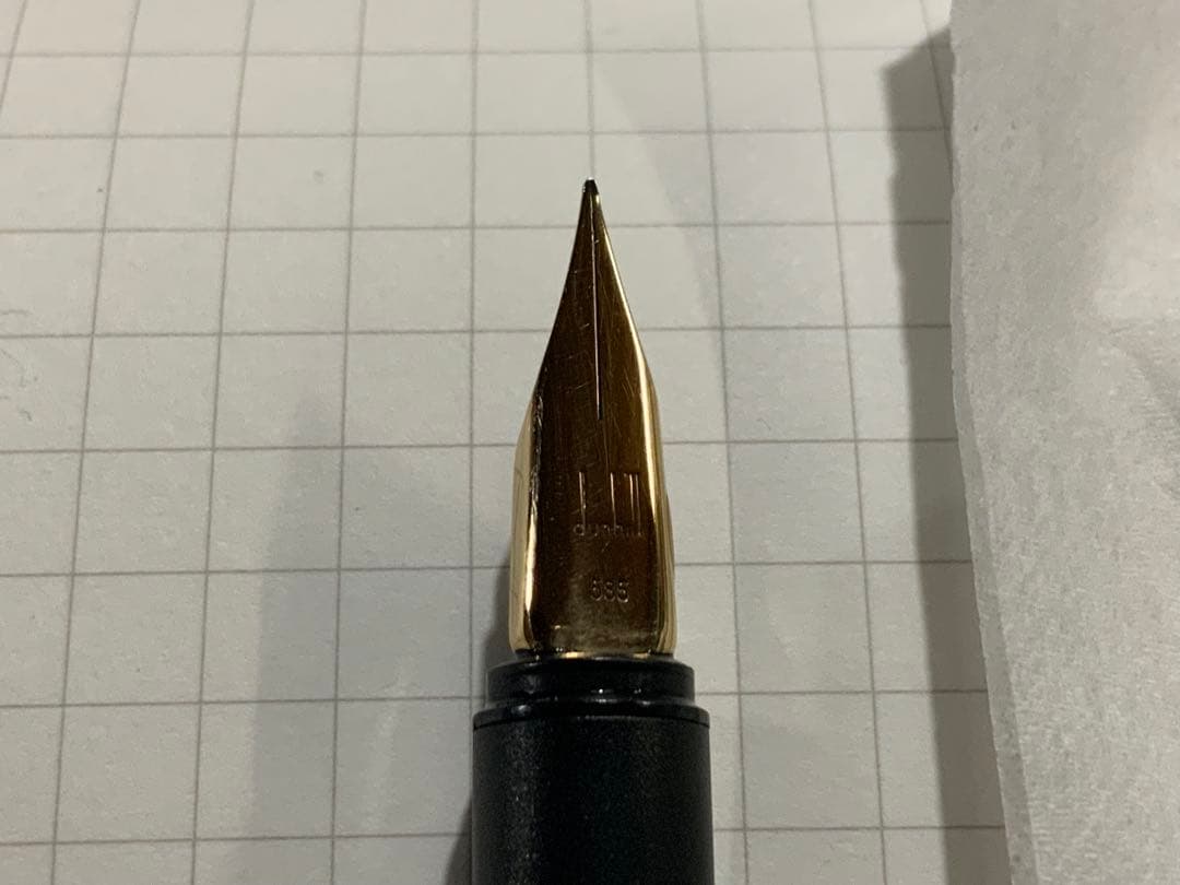 ダンヒル　万年筆　ペン先14K F(モンブラン製造とされる)