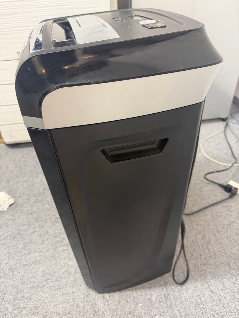 サンワダイレクト☆業務用シュッレッダー26L☆400-PSD021